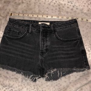 Mid rise pacsun shorts
